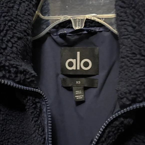 ALO Yoga Navy Blue Sherpa Edge Bomber Jacket Sz XS fits S also, NWT, PRICE FIRM - Picture 5 of 9